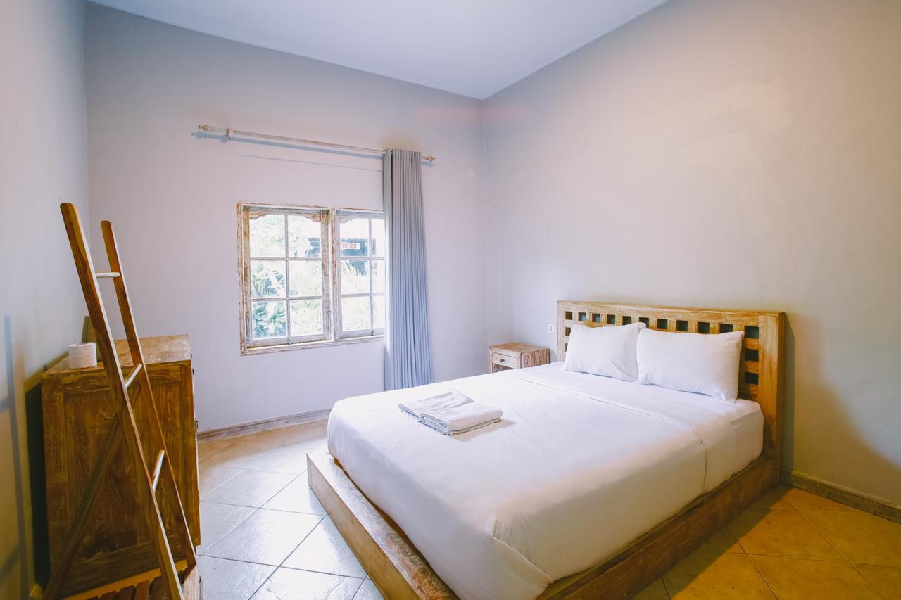 Swan House Canggu Hotel Esterno foto