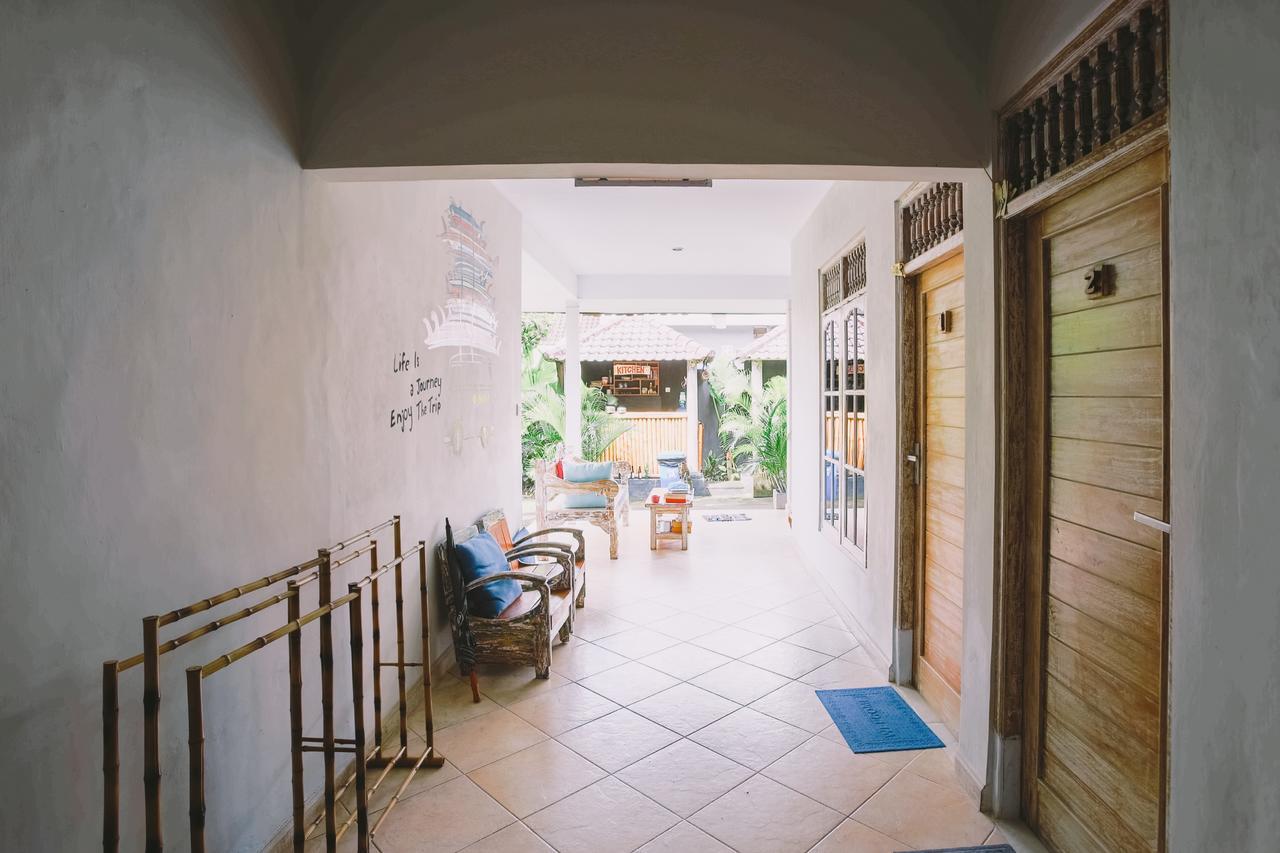 Swan House Canggu Hotel Esterno foto