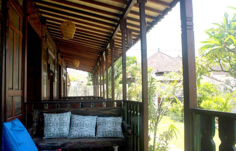 Swan House Canggu Hotel Esterno foto